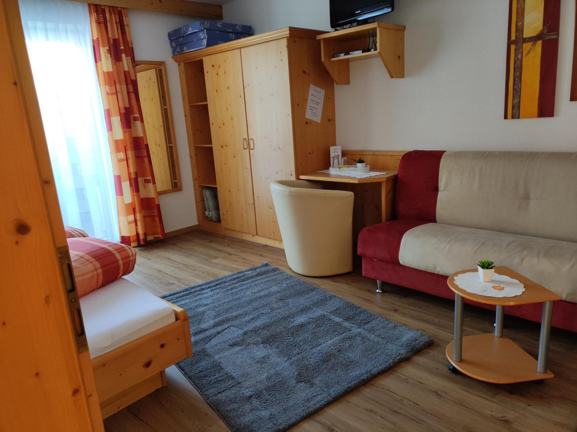 Gaestehaus Maria - Privatzimmer Nassereith Buitenkant foto
