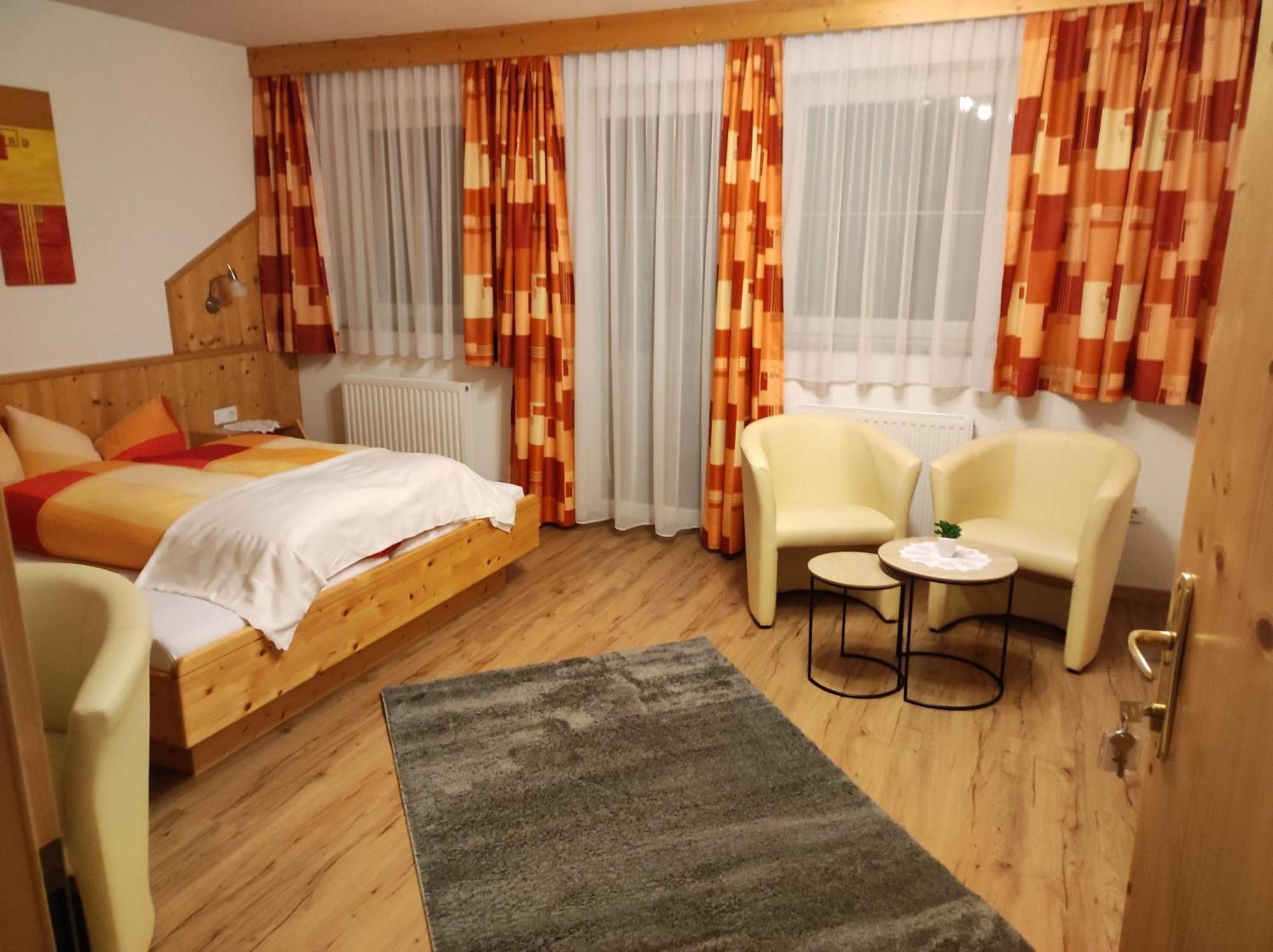 Gaestehaus Maria - Privatzimmer Nassereith Buitenkant foto