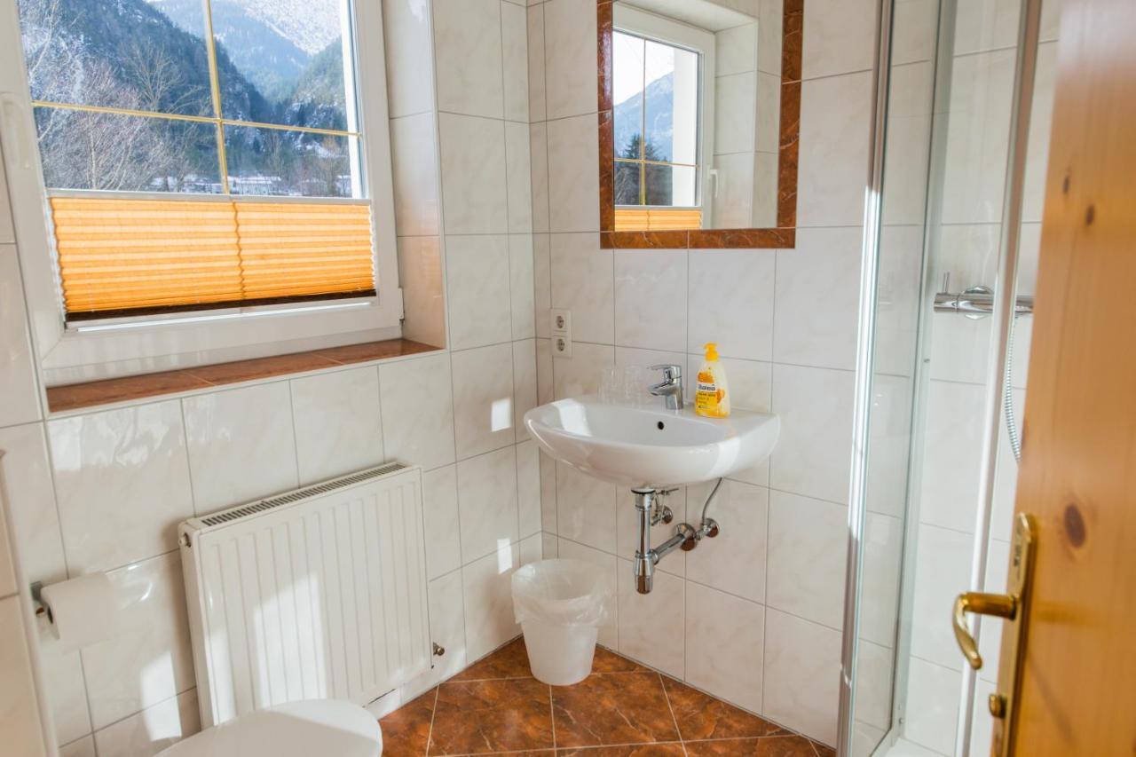 Gaestehaus Maria - Privatzimmer Nassereith Buitenkant foto